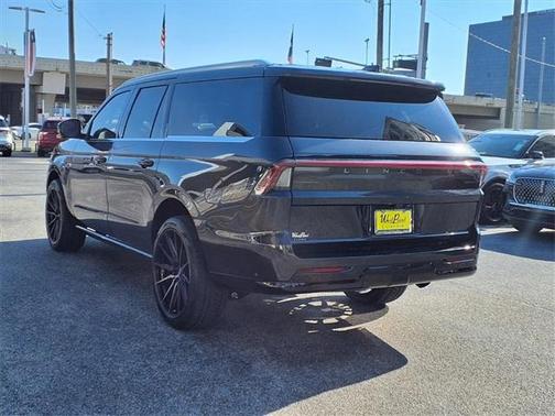 2025 Lincoln Navigator L Black Label