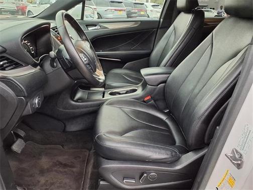 2015 Lincoln MKC Base