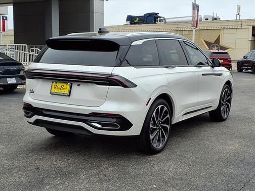 2025 Lincoln Nautilus Black Label