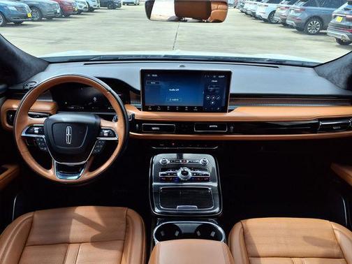 White Metallic 2023 Lincoln Nautilus Black Label