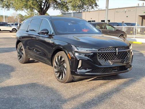 Black Metallic 2026 Lincoln Nautilus Black Label