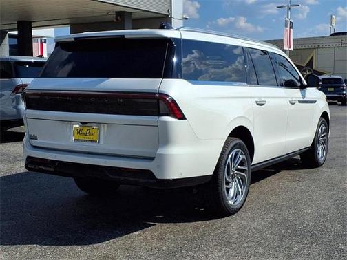 2025 Lincoln Navigator L Reserve