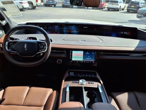 2025 Lincoln Navigator L Reserve
