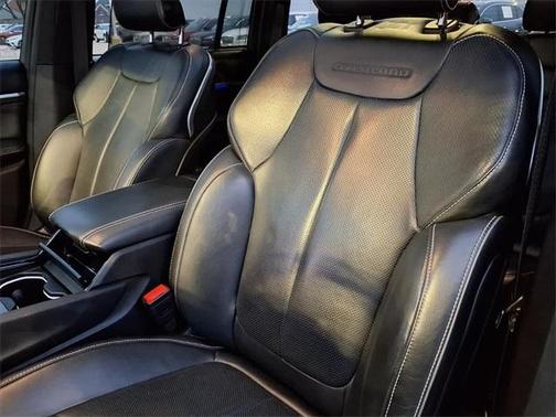 2023 Jeep Grand Cherokee 4xe Overland