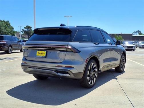 2025 Lincoln Nautilus Reserve
