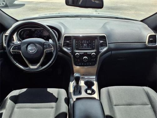2016 Jeep Grand Cherokee Laredo
