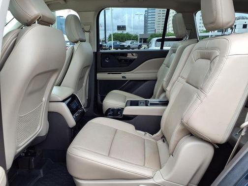 Blue Metallic 2022 Lincoln Aviator Reserve RWD