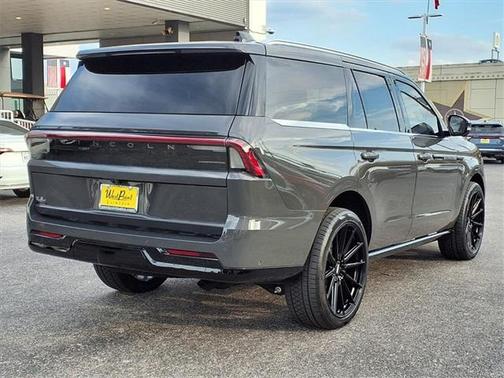 2025 Lincoln Navigator Black Label