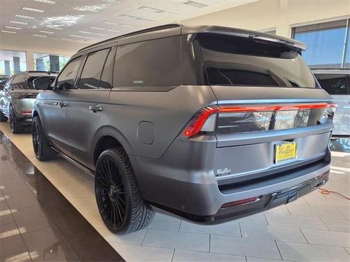 2025 Lincoln Navigator Reserve