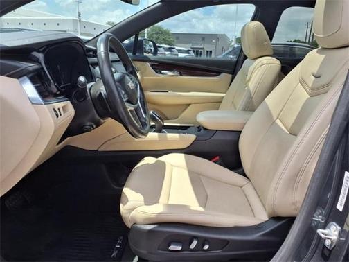 2019 Cadillac XT5 Premium Luxury