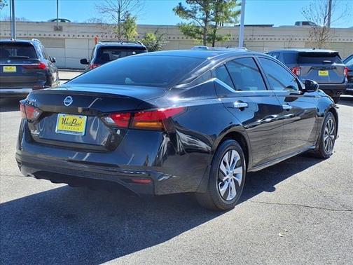2022 Nissan Altima 2.5 S