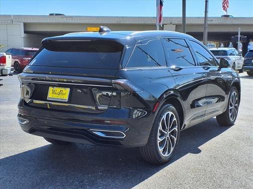 2025 Lincoln Nautilus Reserve