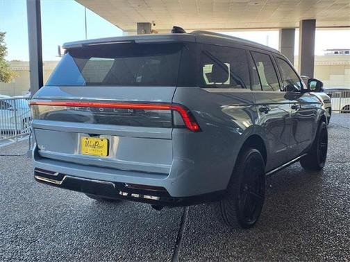 2025 Lincoln Navigator Reserve