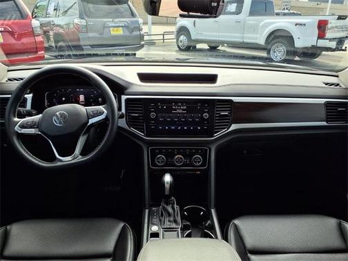 2023 Volkswagen Atlas 3.6L SE w/Technology