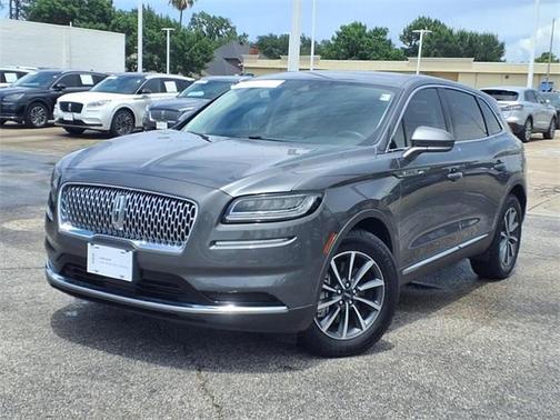 2022 Lincoln Nautilus Standard