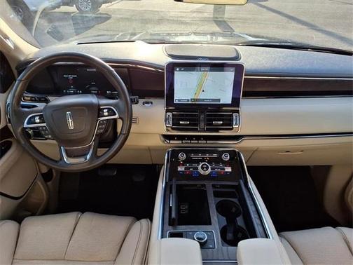 2019 Lincoln Navigator Select