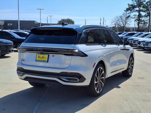 2025 Lincoln Nautilus Black Label