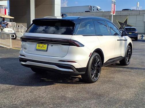 2025 Lincoln Nautilus Reserve