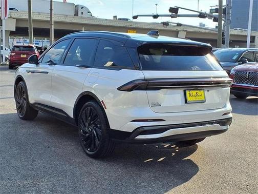 2025 Lincoln Nautilus Reserve