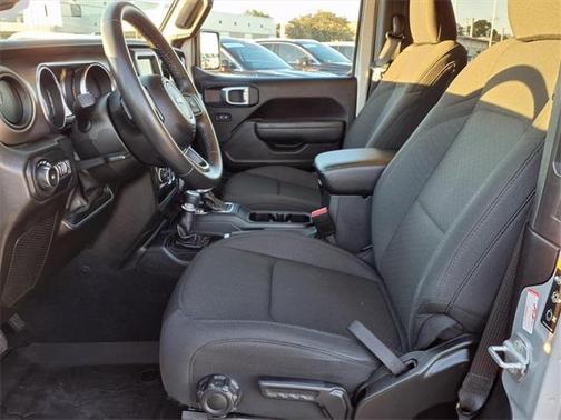 2022 Jeep Wrangler Sport