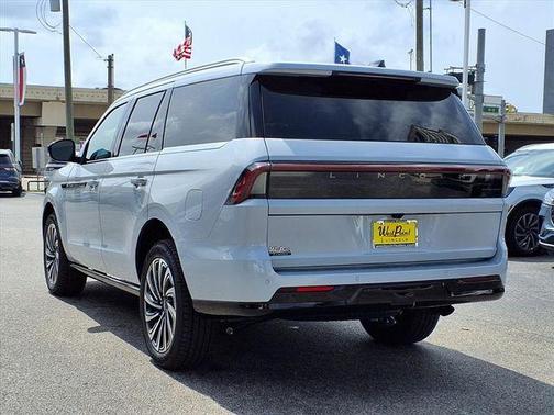 Crystal White 2026 Lincoln Navigator Black Label