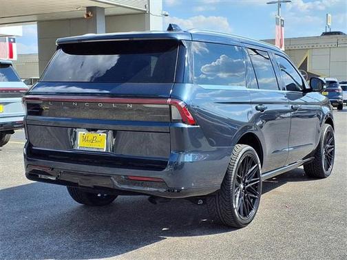 2025 Lincoln Navigator Reserve