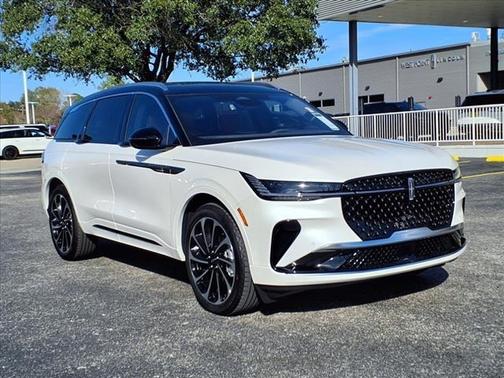 2025 Lincoln Nautilus Black Label