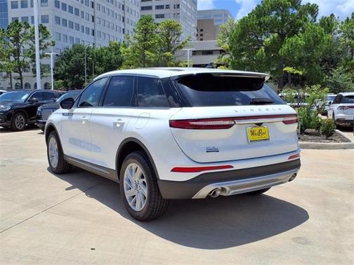 2025 Lincoln Corsair Premiere