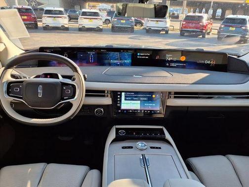 Black Metallic 2025 Lincoln Navigator Reserve