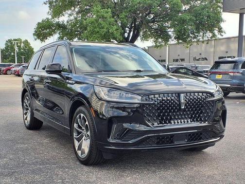 Black 2026 Lincoln Aviator Premiere