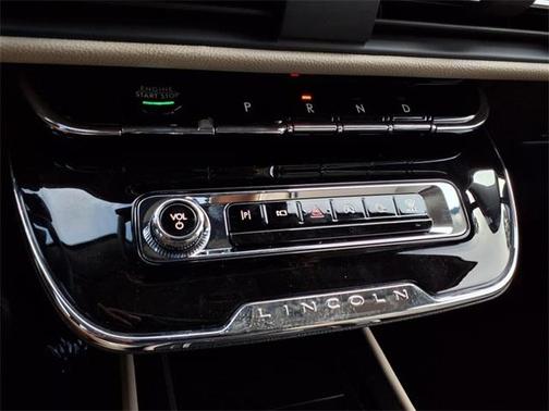 2025 Lincoln Corsair Premiere