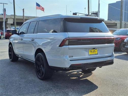 2025 Lincoln Navigator L Reserve