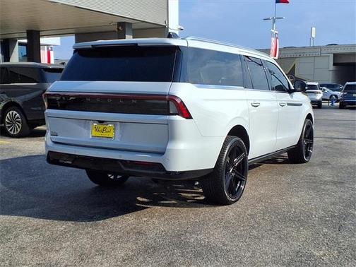 2025 Lincoln Navigator L Reserve