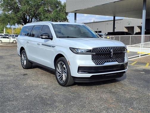2025 Lincoln Navigator L Reserve