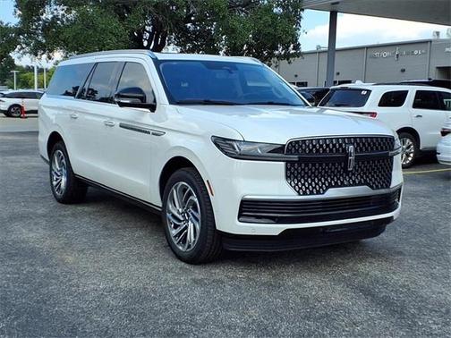 2025 Lincoln Navigator L Reserve