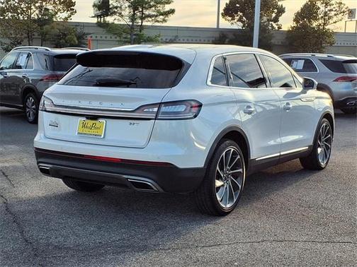 2019 Lincoln Nautilus Reserve