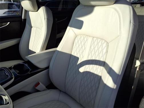 2023 Lincoln Nautilus Black Label