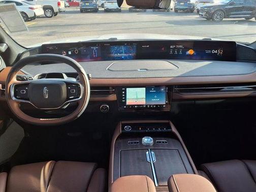 White Metallic 2026 Lincoln Navigator Reserve
