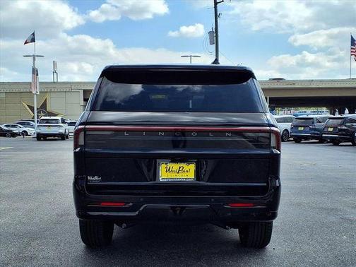Black Metallic 2026 Lincoln Navigator Reserve