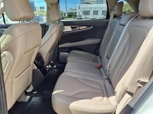 2021 Lincoln Nautilus Reserve