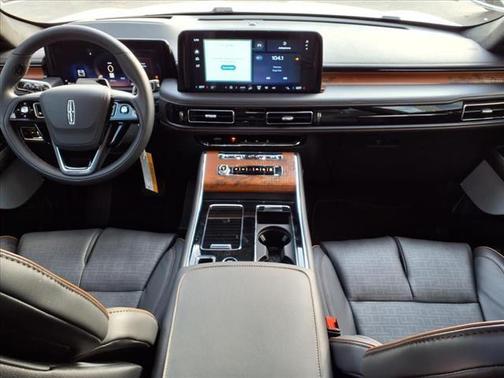 2025 Lincoln Aviator Black Label AWD