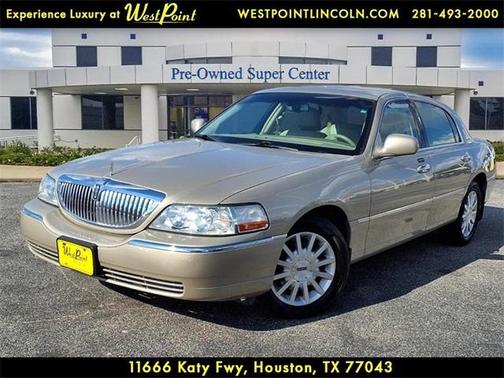 2006 Lincoln Town Car Signature