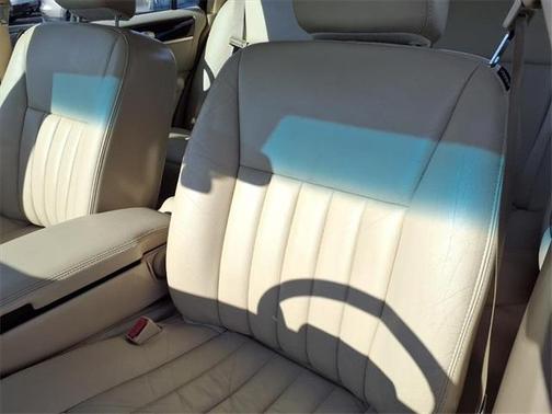2006 Lincoln Town Car Signature