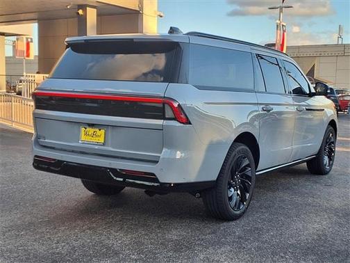 2025 Lincoln Navigator L Reserve