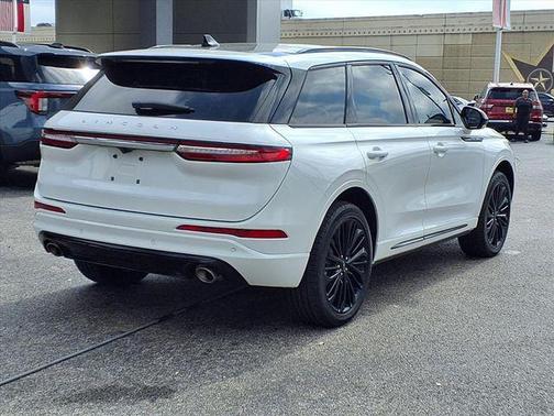 White Metallic 2026 Lincoln Corsair Grand Touring
