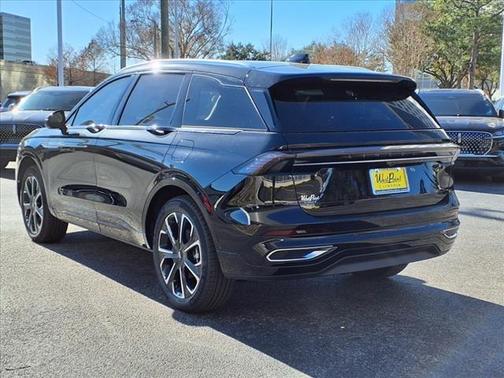 2025 Lincoln Nautilus Reserve