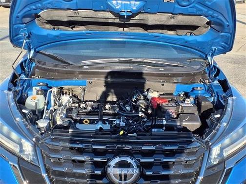 2024 Nissan Kicks SR