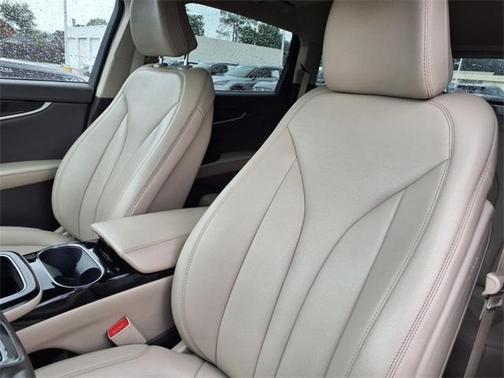 2022 Lincoln Nautilus Standard