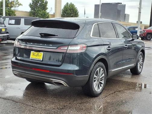 2022 Lincoln Nautilus Standard