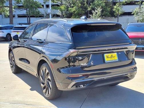 2025 Lincoln Nautilus Reserve